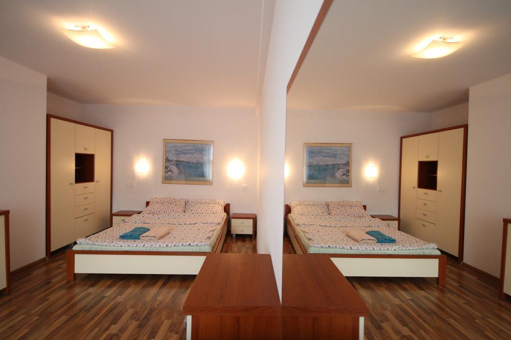 Apartment Apartament Z Kominkiem
